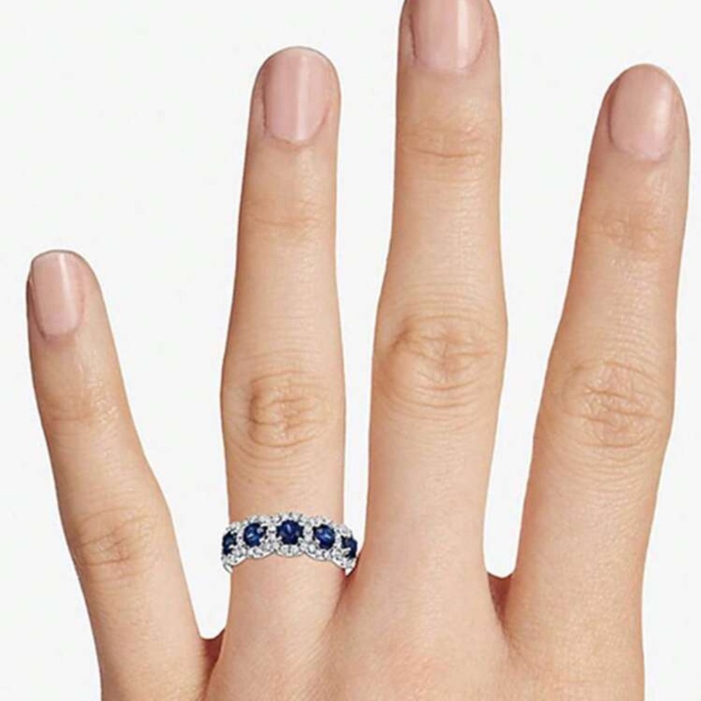- WEDDING RING - Picture 3 of 4